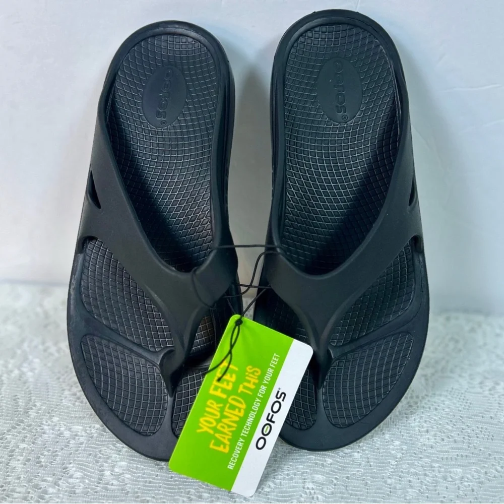 New Oofos MEN'S OORIGINAL Flip Flop Style SANDALs - BLACK / Size US 9 / EU 42